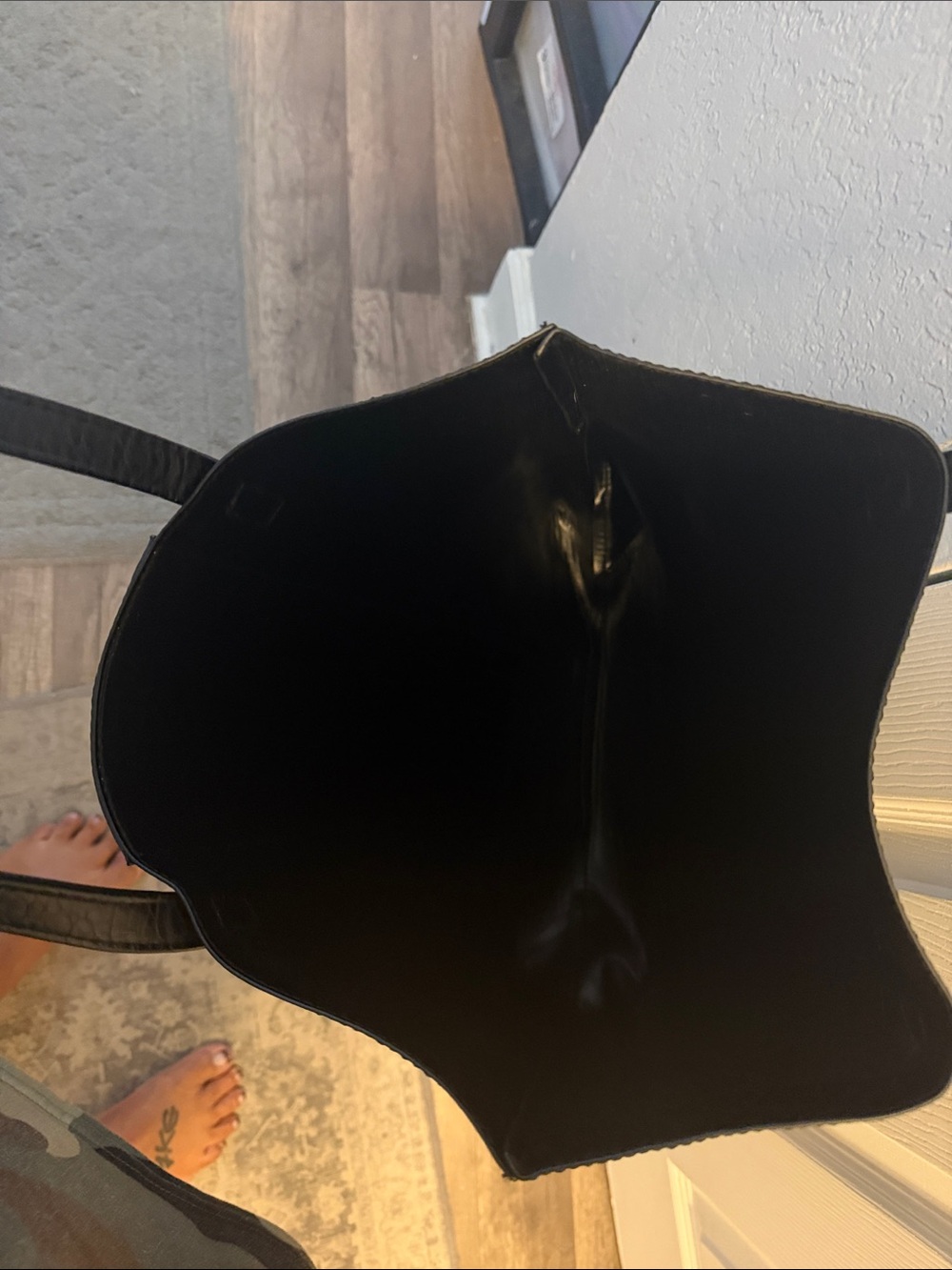 MCM Parfums Black Tote with Cognac Center Stripe - Picture 4 of 4